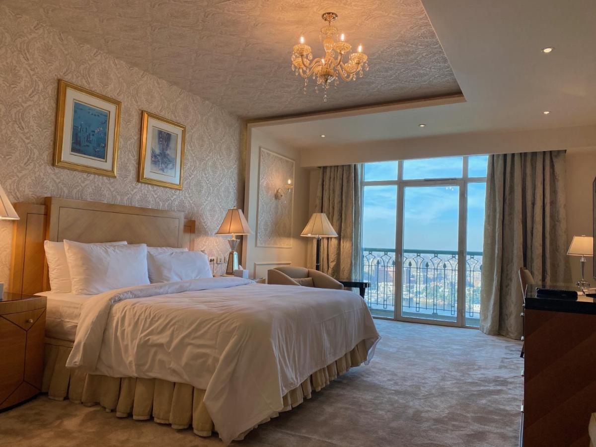 Chez Haytham At Four Seasons Nile Plaza Residential 5* Le Caire